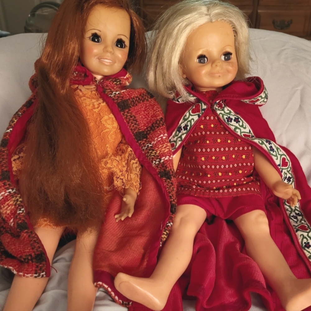 Chrissy and Velvet dolls (1970's)